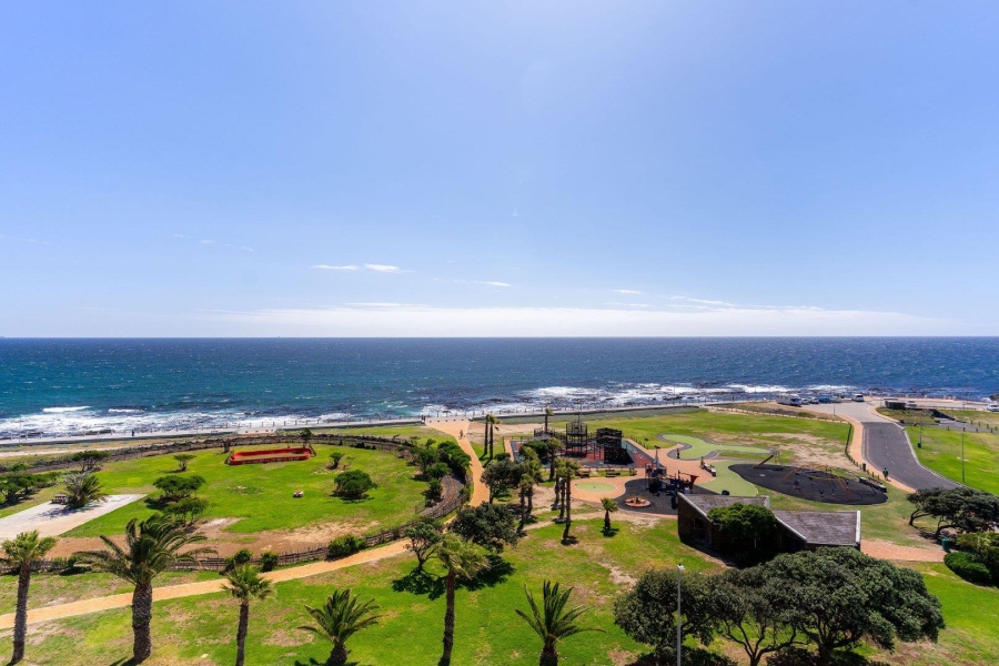 2 Bedroom Property for Sale in Mouille Point Western Cape